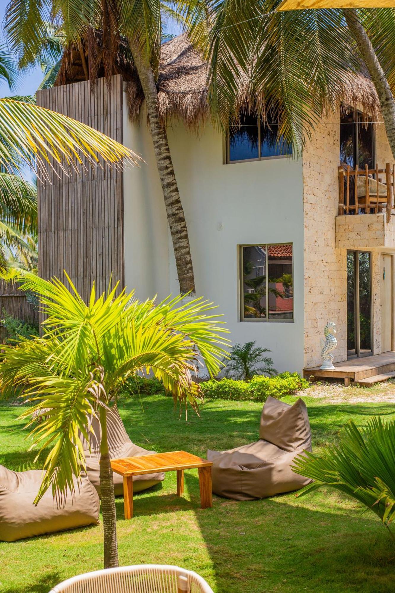 Palmarito Beach Hotel Tierra Bomba Exterior photo