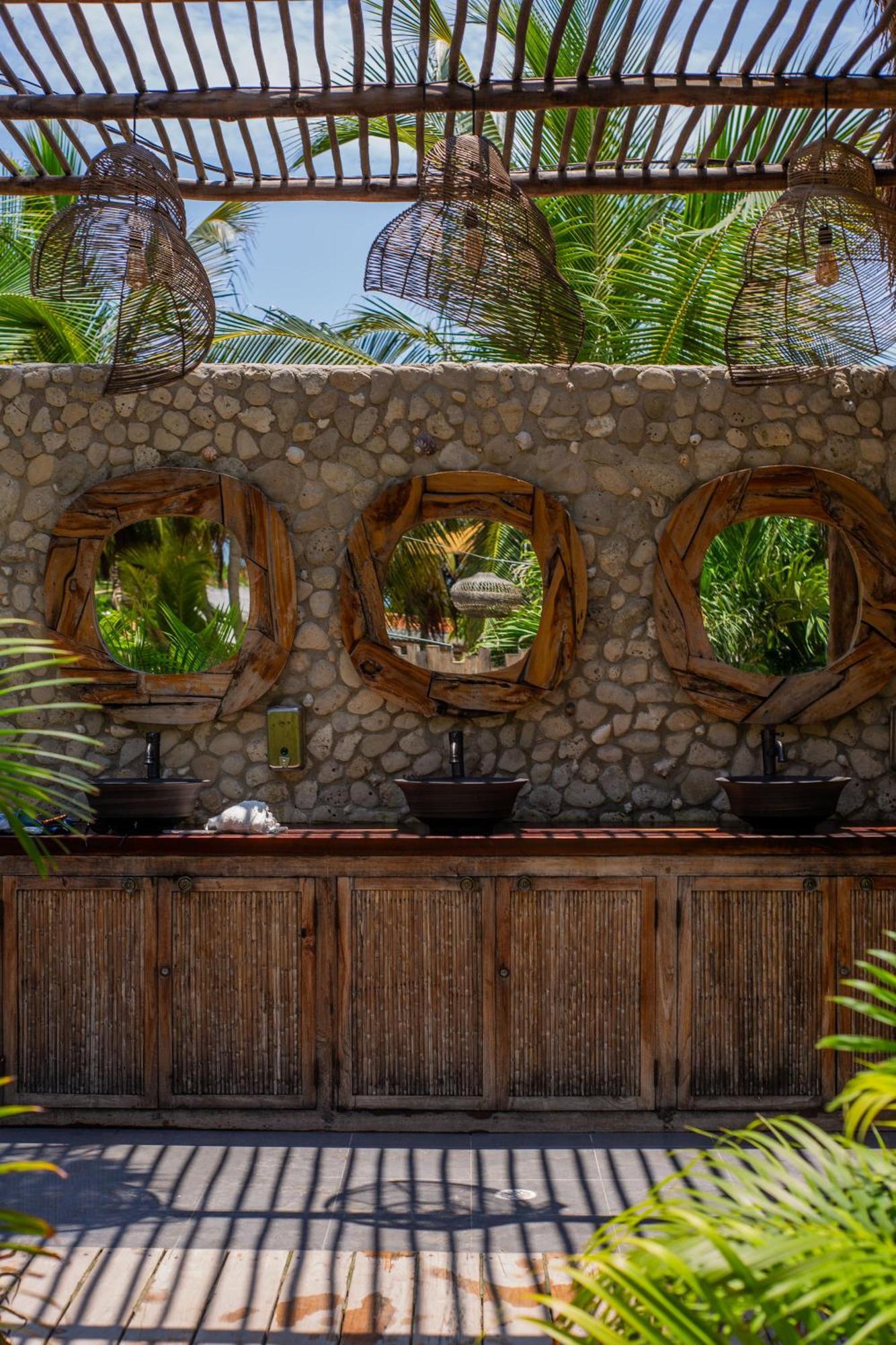 Palmarito Beach Hotel Tierra Bomba Exterior photo