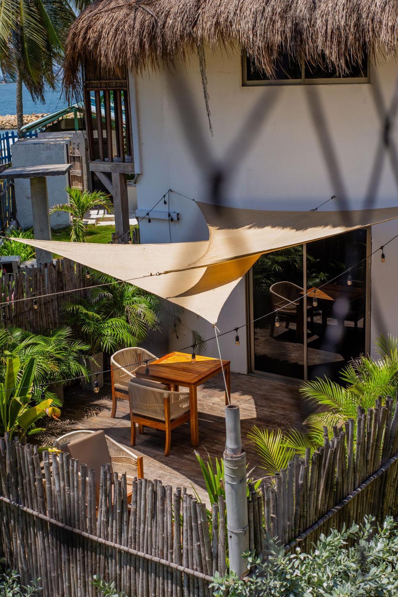 Palmarito Beach Hotel Tierra Bomba Exterior photo